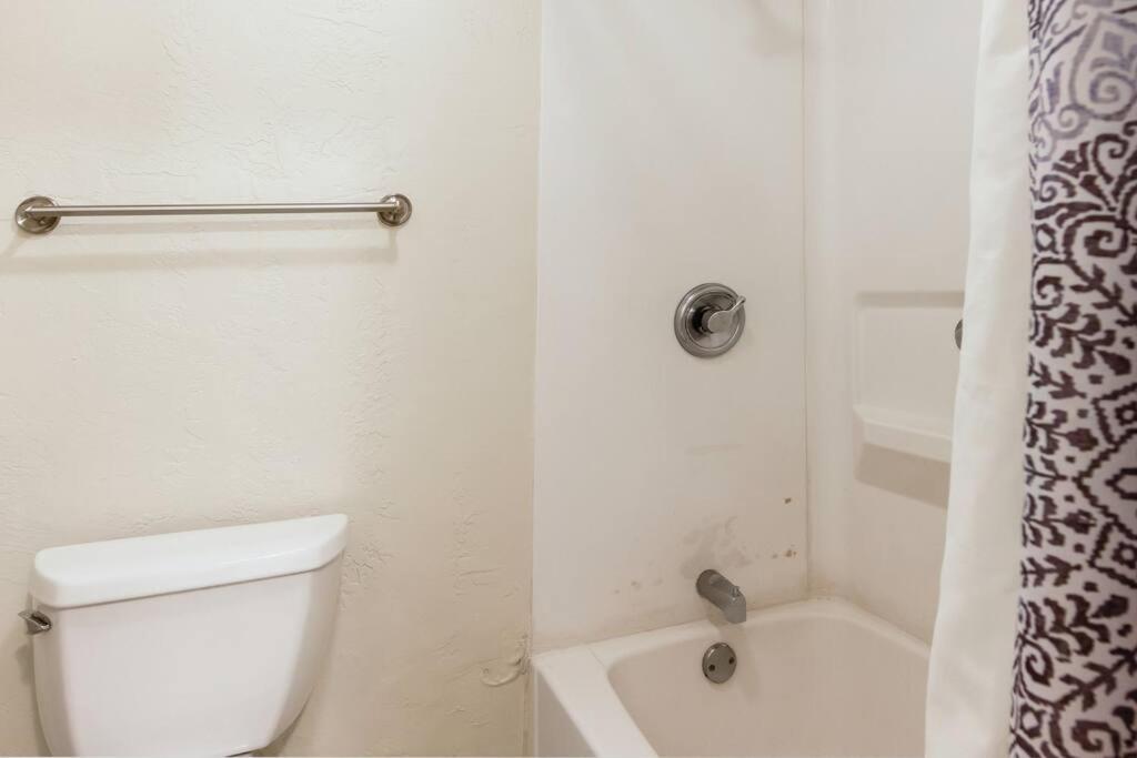 Lovely 1 Bedroom With Kitchen, Free Wifi & Parking Kapa'a Extérieur photo